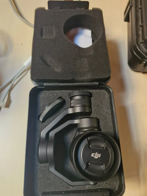 DJI Zenmuse X5S – Caméra micro 4/3 + Valise rigide